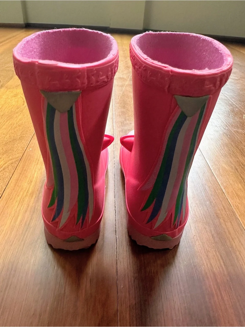 Joules Kids’ Unicorn 3D Horn Wellies/Rain Boots, Size 8 Little Kid, Pink